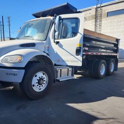 2019 Frightliner M2 106 DUMP