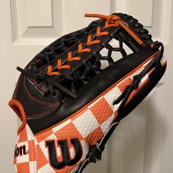 Wilson A2000 12.25 “ Pedroia Fit Baseball Glove New