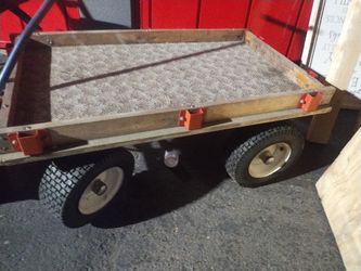 Heavy Duty Wagon With Wooden Side