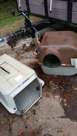 Dog crate & outdoor doghouse