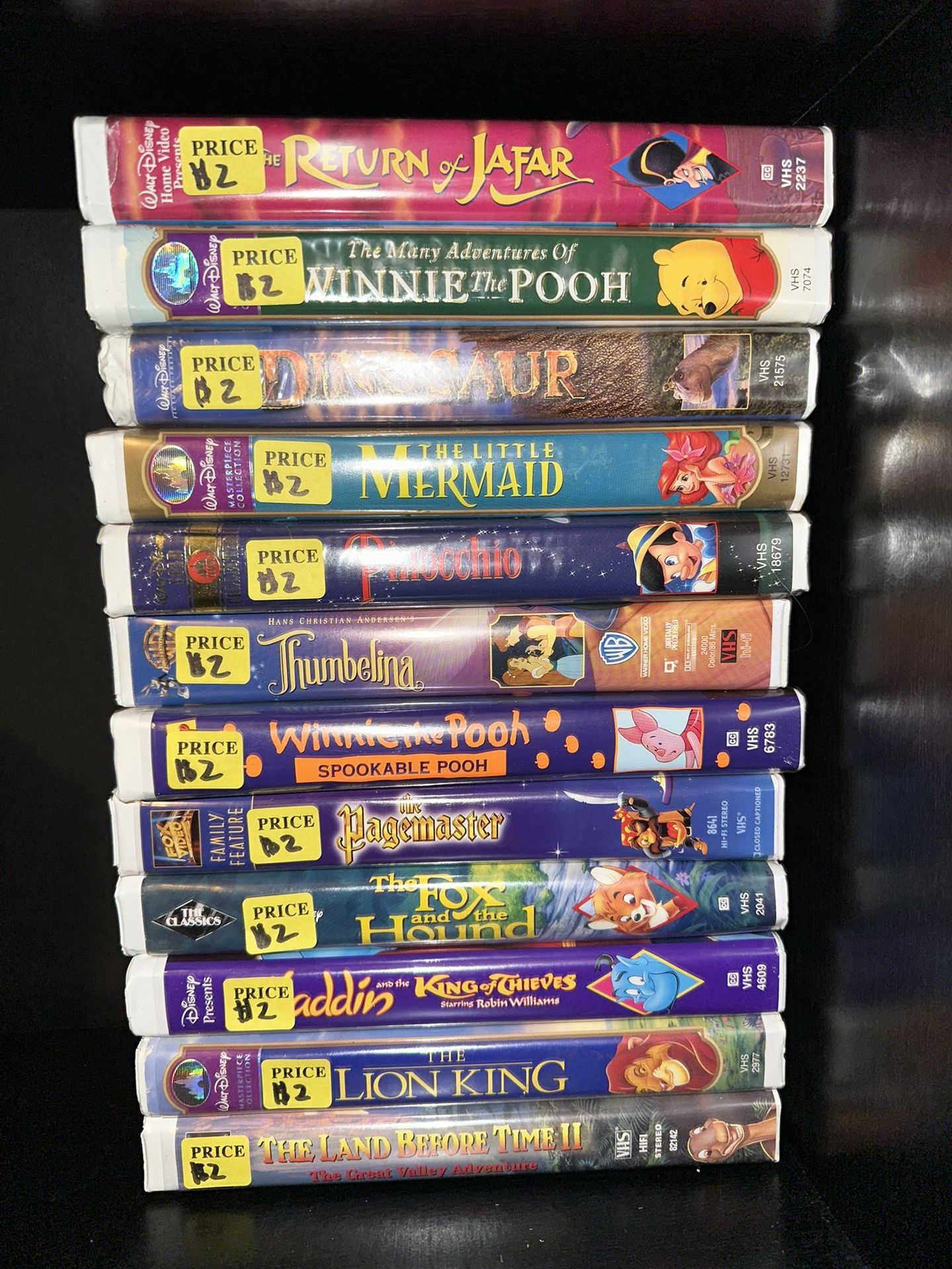 35 VHS Movies