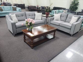 New 2 pc sofa set with pillows