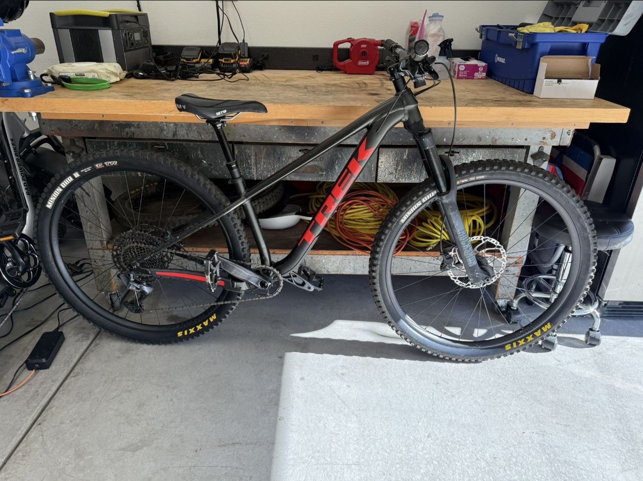 Used 2022 Trek Roscoe 8
