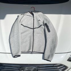 Nike Tech Hoodie 