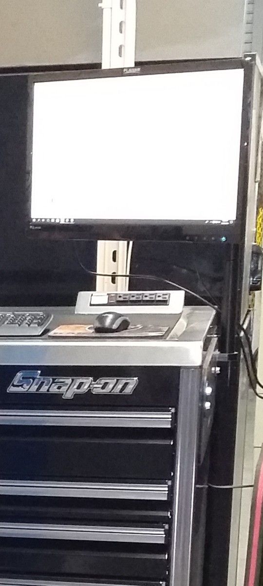 Snap On Tools Monitor Mount $100 FIRM