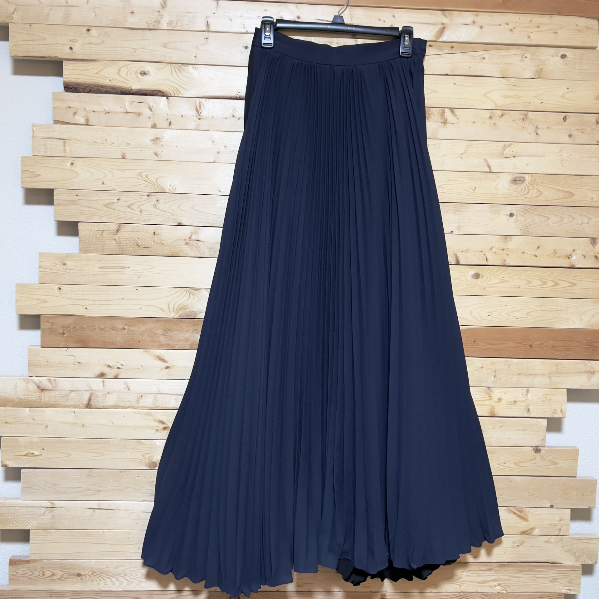 Fendi Roma Women’s Navy Blue Black Pleated 100% Silk Maxi Shirt Size 2 Tall (38)