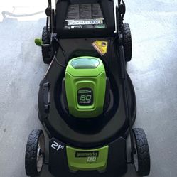 greenworks pro 80V self propelled with 2 batteries 2 yrs old