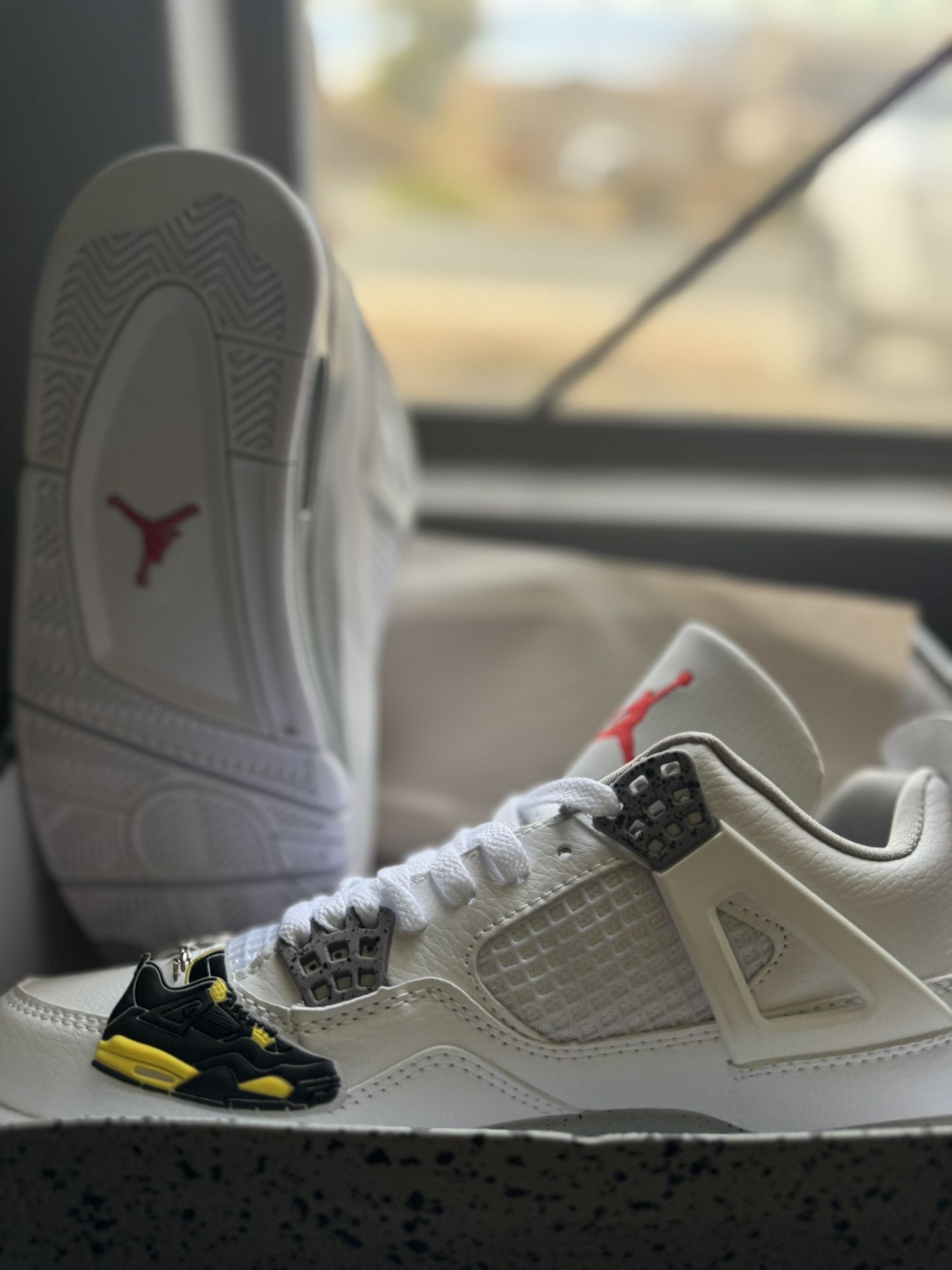 Air Jordan 4s White Oreos