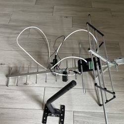 TV Antenna Attic Or Outside 