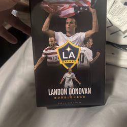 LIMITED LANDON DONOVAN NEW UNBOXED BOBBLEHEAD 3x