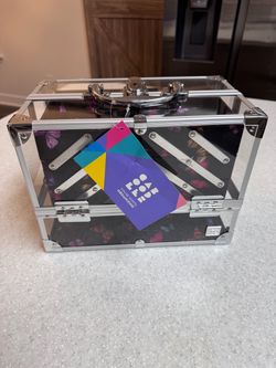 Caboodles Adored Train Make up Case – Social Butterfly Print