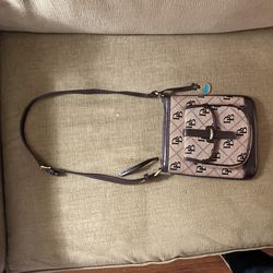 Dooney & Bourke