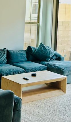 Crate & Barrel Coffee Table in great condition