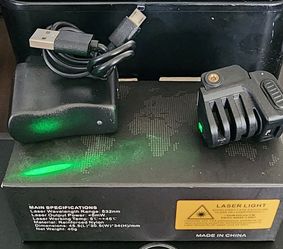 Sub Compact Rechargable Green Laser