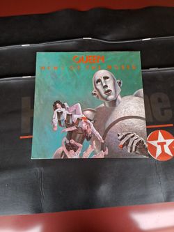 Queen News Of The World Vinyl Record Album LP Gatefold 