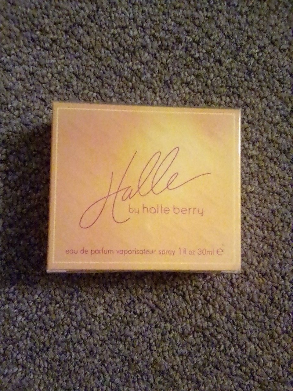 Halle berry perfume