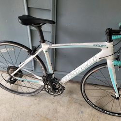 Ladies Bianchi Carbon Road Bike 