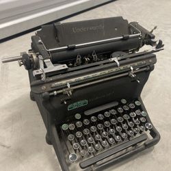 Underwood Typewriter