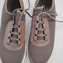 Ecco Women Slip On Lace Sneakers 