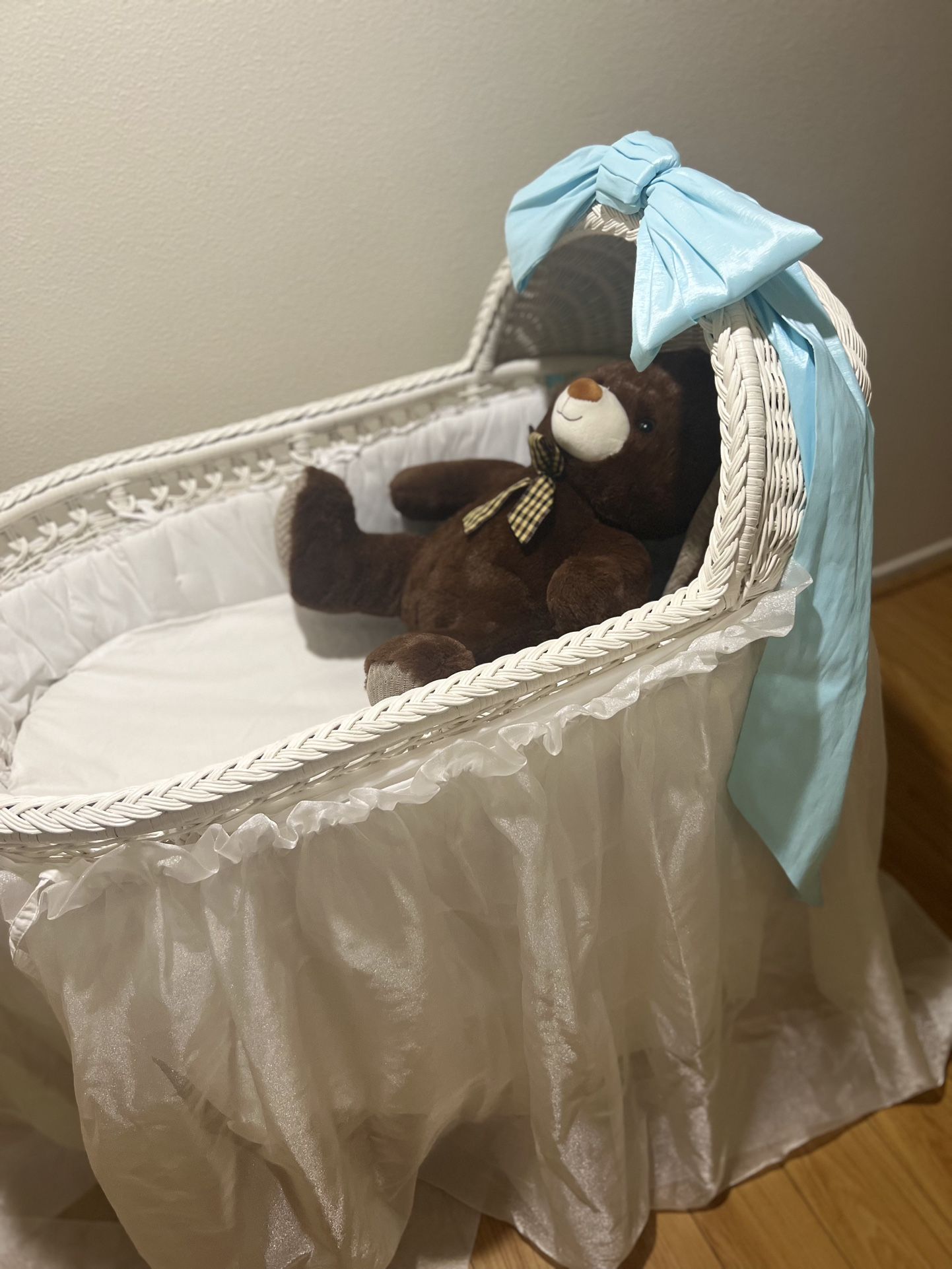 Classic Pottery Barn Rattan for Sale in Los Angeles, CA OfferUp