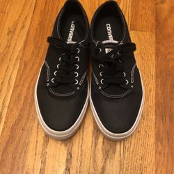 Men’s Converse Size 7.5