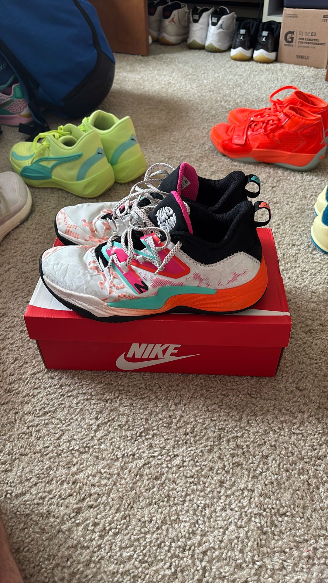 New Balance Two Wxy V3 ‘Festival’ Size 10