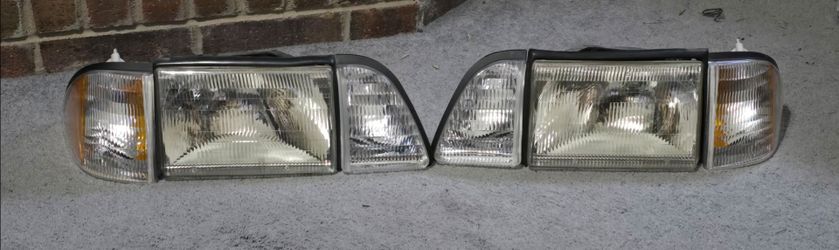 '87 - '93 Ford Mustang OEM Style Headlight Kit
