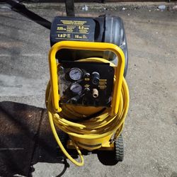 Air Compressor Dewalt 