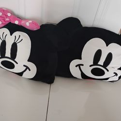 Set Of Two Mickey And Minnie Mouse Pillows 