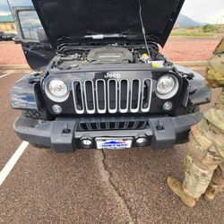Jeep Wrangler Original Grill. Only Grill Part Is For Sale 