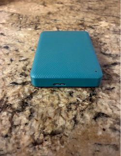 Toshiba DTCA40 CANVIO Advance + Portable External HD USB 4TB