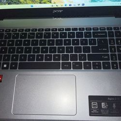 acer Aspire 3 15 Laptop, 15.6'' Touch Screen 