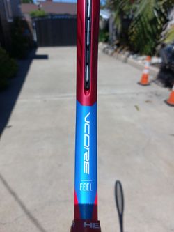 Yonex tennis racket