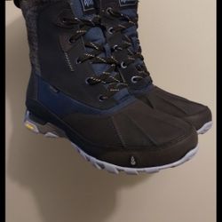 Women's Boots Ahnu Size 7 Waterproof 