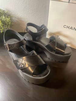 Tory Burch Turnlock Platforms