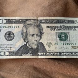 April 4th . 1986 $20.00 Birthday note Fancy serial number 