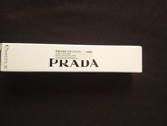 Prada Reflection Glossy Liquid Lip Balm : Banana Yellow