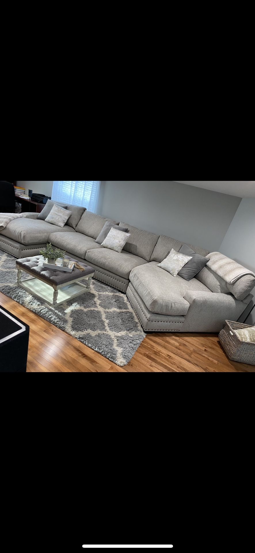 Couch / Sofa