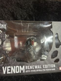 Venom Statue