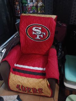 Recliner like new 100.00