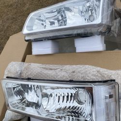 2003 To 2006 Chevy Silverado Headlights 