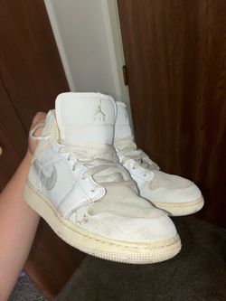 Air Jordan 1 Mid High-Top Sneakers