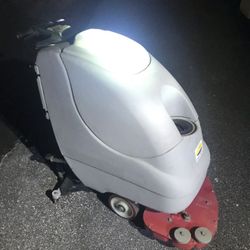 Pacific floor machine