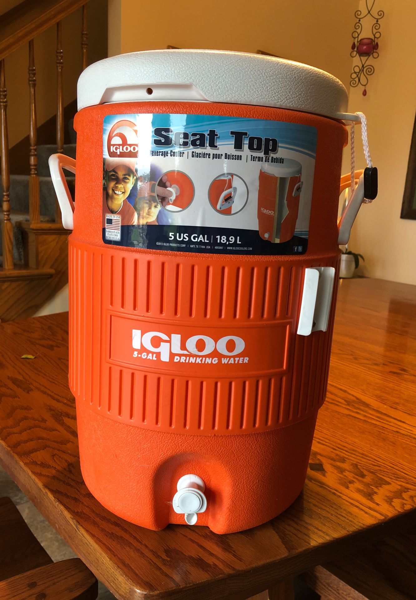 Igloo 5 Gallon Cooler Seat Top