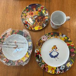Vintage Disney Alice In Wonderland China Set For 4 Rare