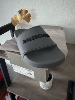 Balenciaga slides