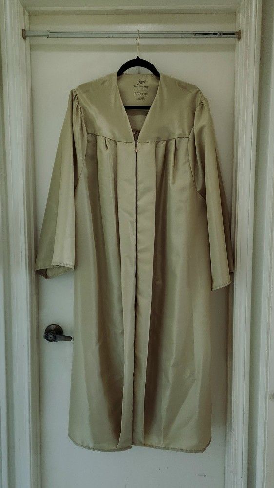 Canyon High School Graduation Gown