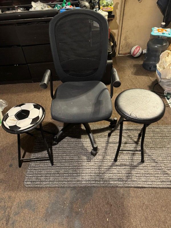 CHAIR IKEA DESK