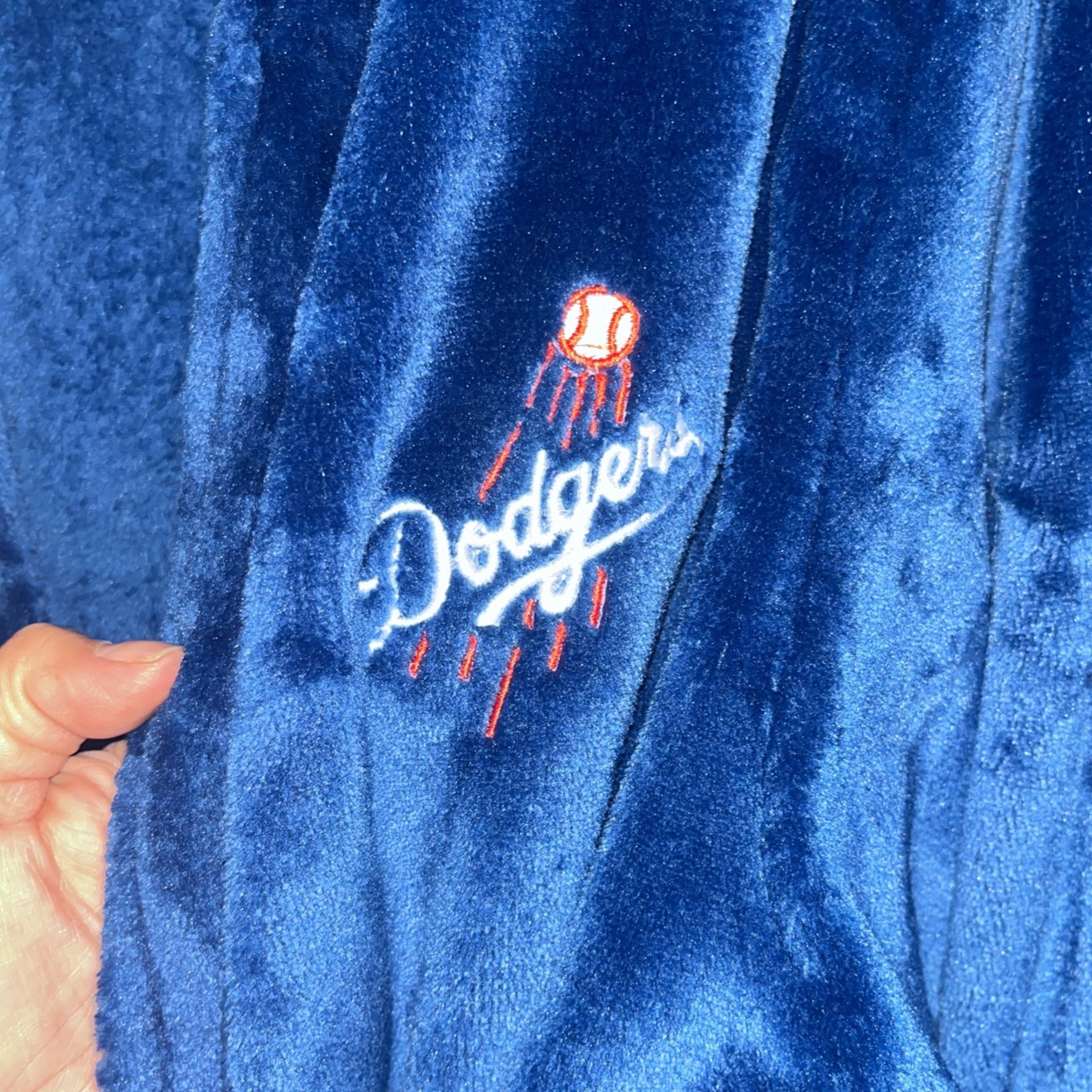 Dodger Robe