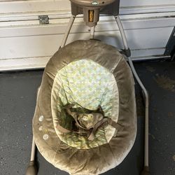 Swinging And Vibrating Baby Cradle 